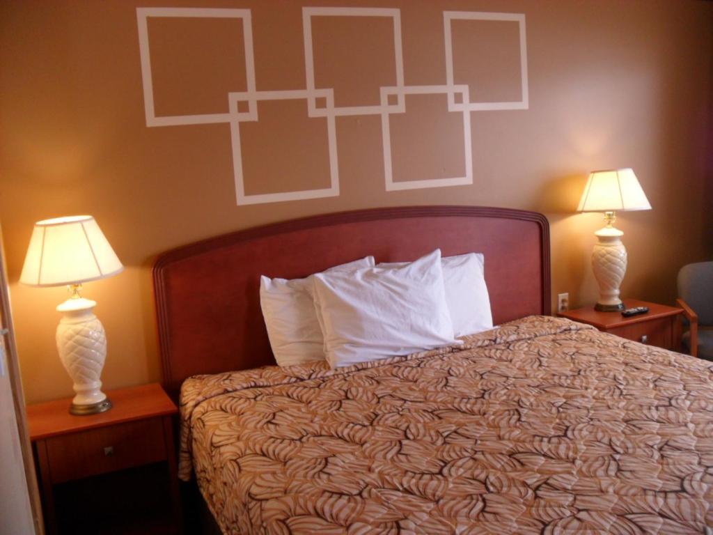 Forest Plaza Motel Mount Forest Extérieur photo