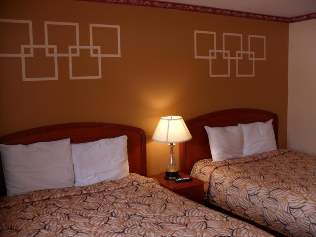 Forest Plaza Motel Mount Forest Extérieur photo